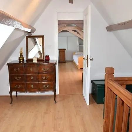 La Demeure Fleurie Villa *